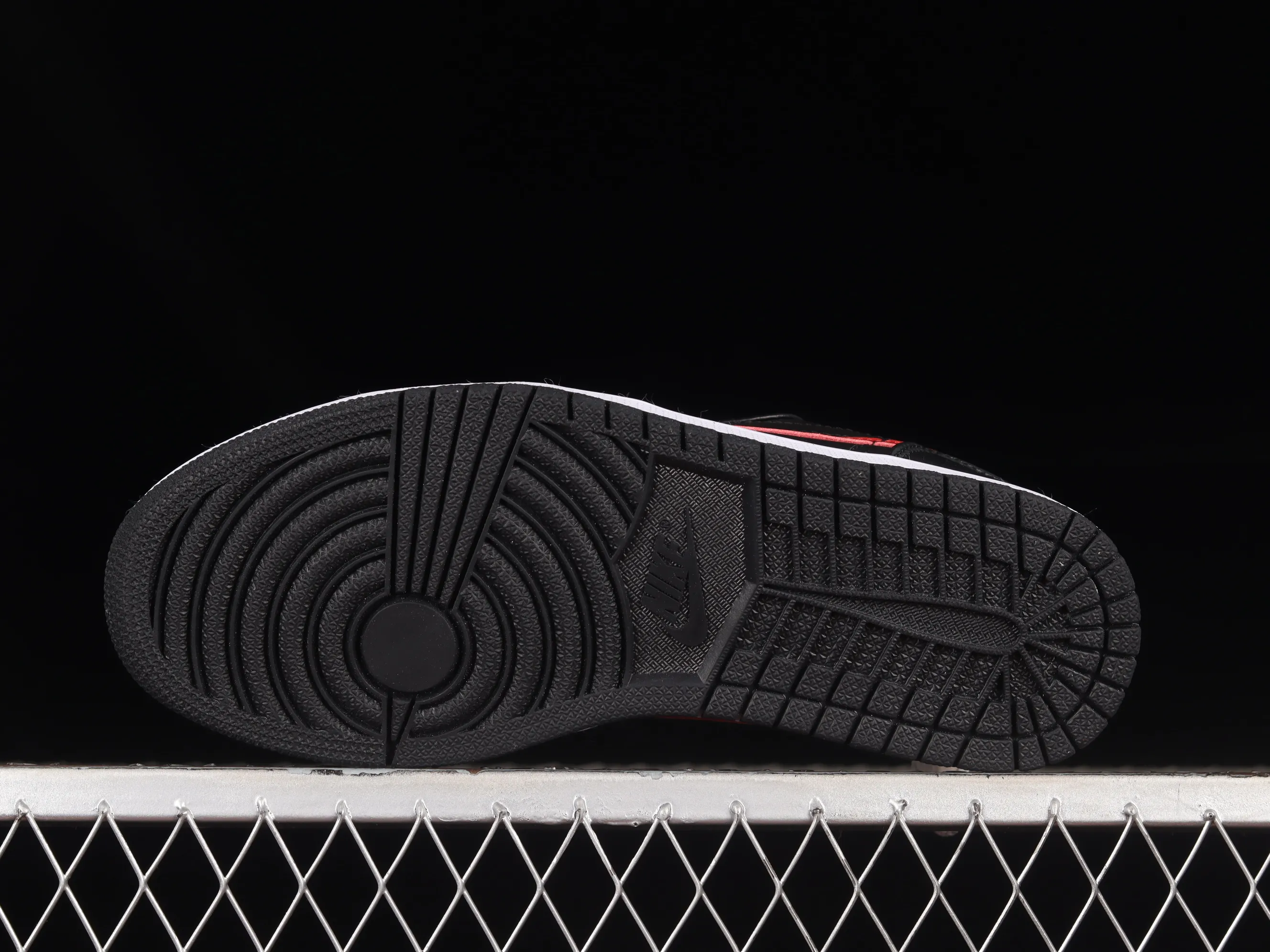 All categories Air Jordan Jordan series basketball shoes Air Jordan 1 Low Z version Air Jordan 1 Low "White Toe" AJ1 Joe 1 small black red toe low-top basketball shoes 553558-063